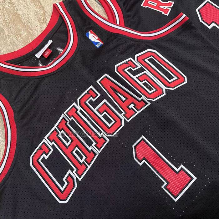 Camiseta Chicago Bulls Derrick Rose NO 1 Mitchell & Ness 2008-09 Negro